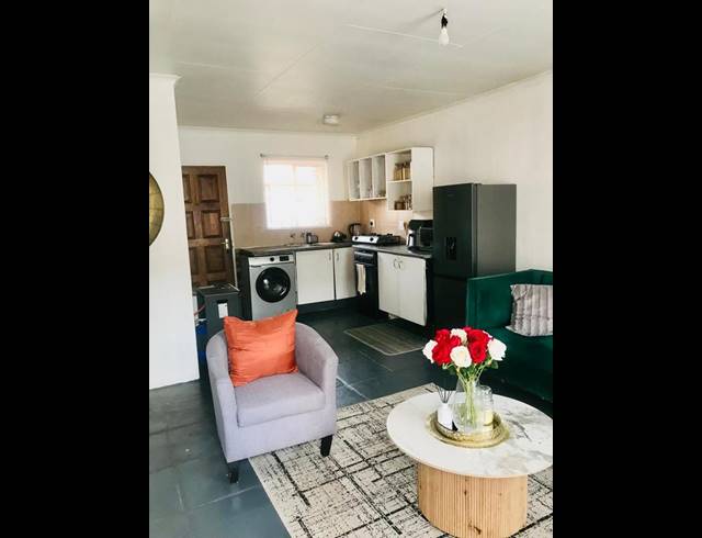 2 BEDROOM PROPERTY TO RENT IN ELSPARK